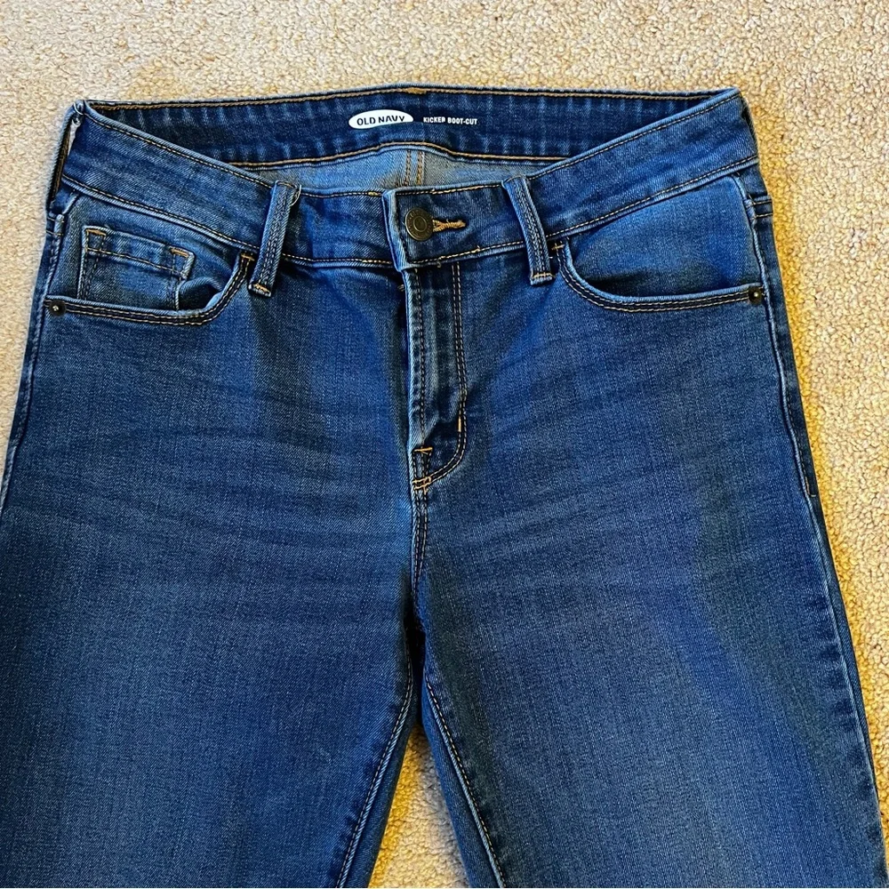 Old Navy Kicker Boot Jeans, Size 4 - Picture 3 of 7